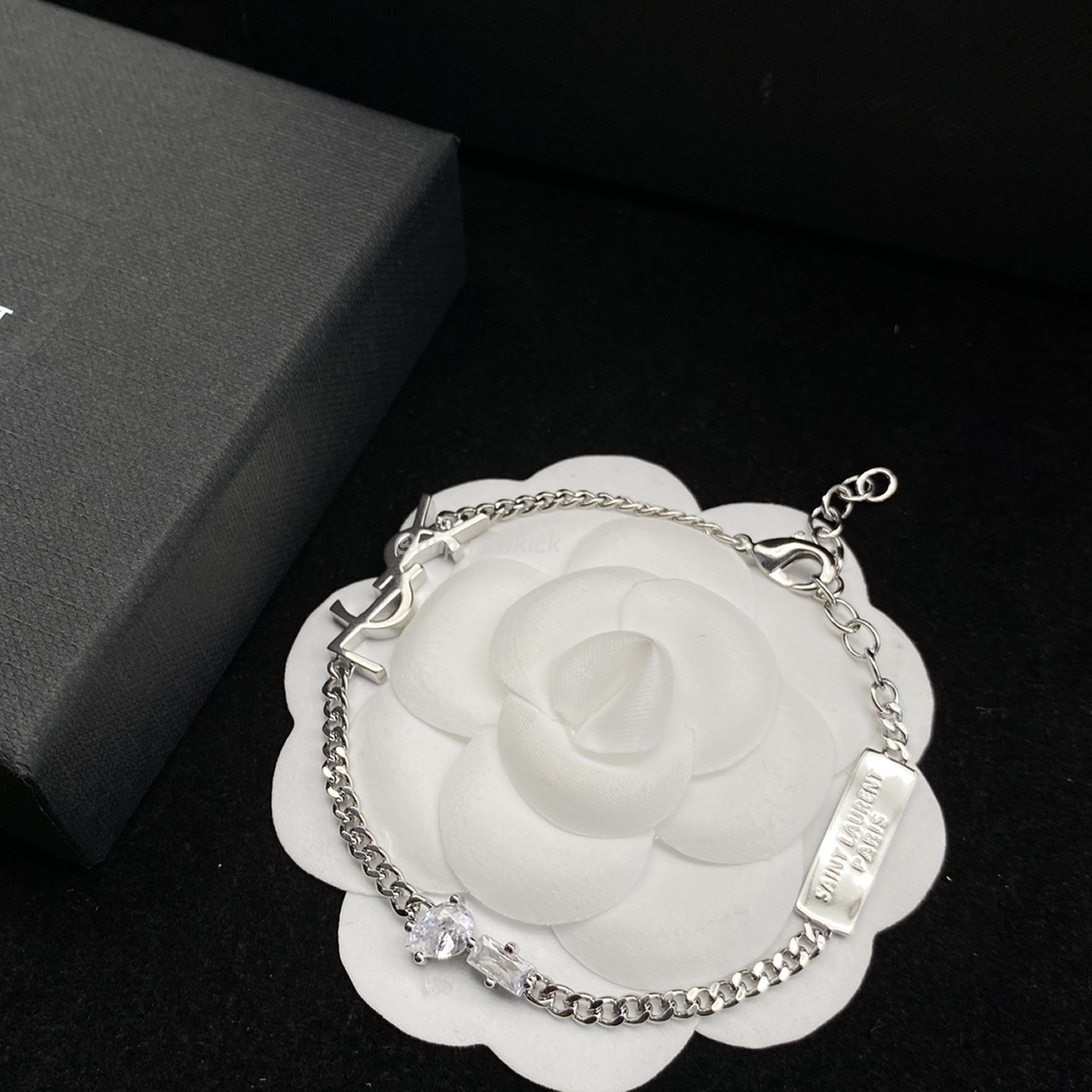 Saint Laurent Opyum Heart Charm Bracelet (6) - www.newkick.vip